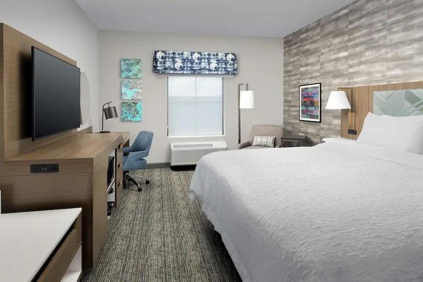 Hampton Inn Boston Logan Airport Chelsea Hotels Booking Trips