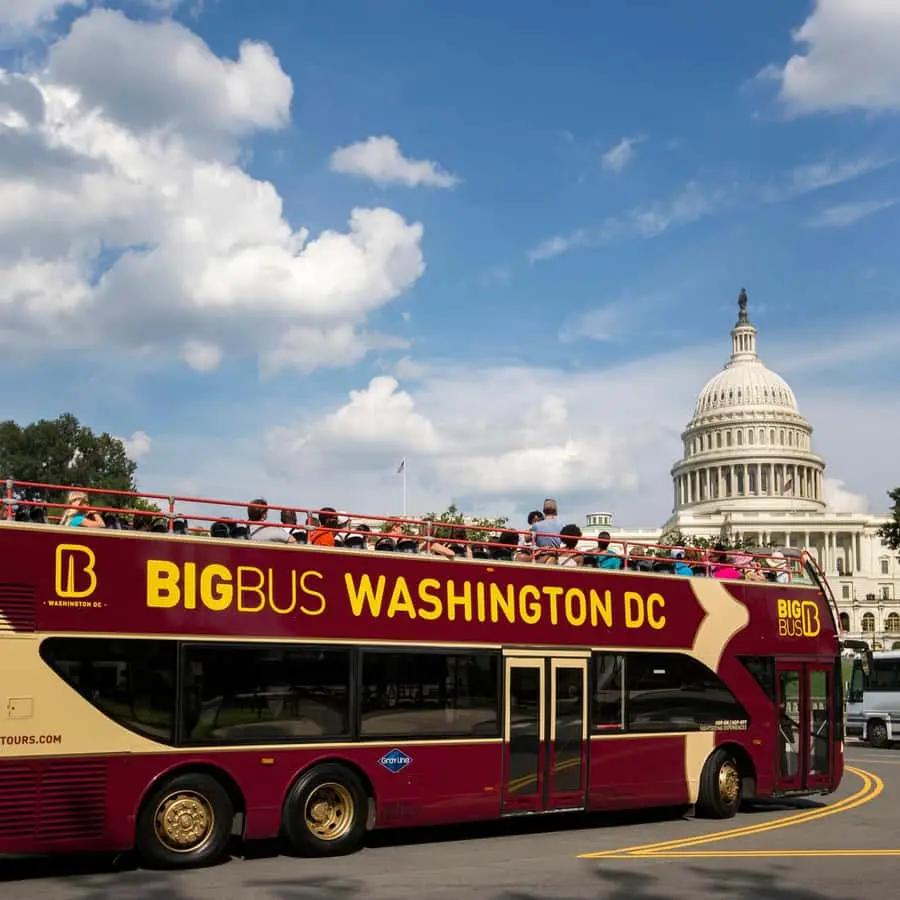 DC: Hop-On Hop-Off with 17 Stops plus Arlington Walking Tour Hotels Booking Trips