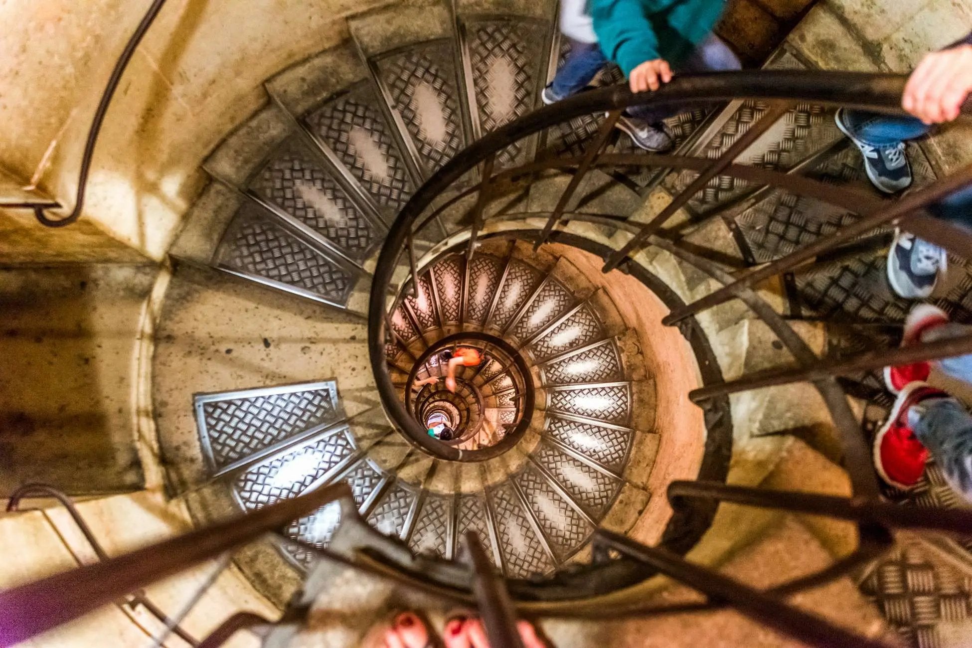 Paris: Arc de Triomphe Rooftop Tickets Hotels Booking Trips