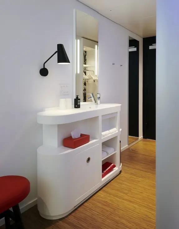 citizenM Chicago Downtown Hotels Booking Trips