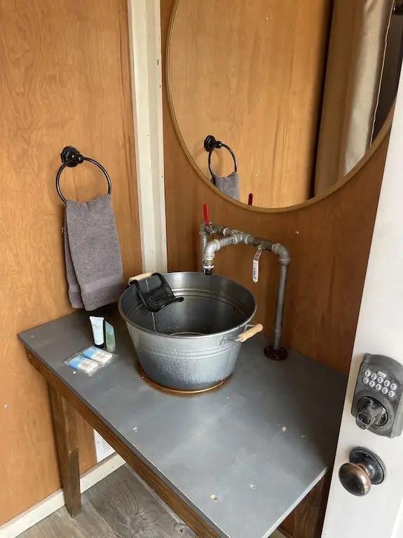 Canyonlands Dome Resort Booking hotels accommodation trip