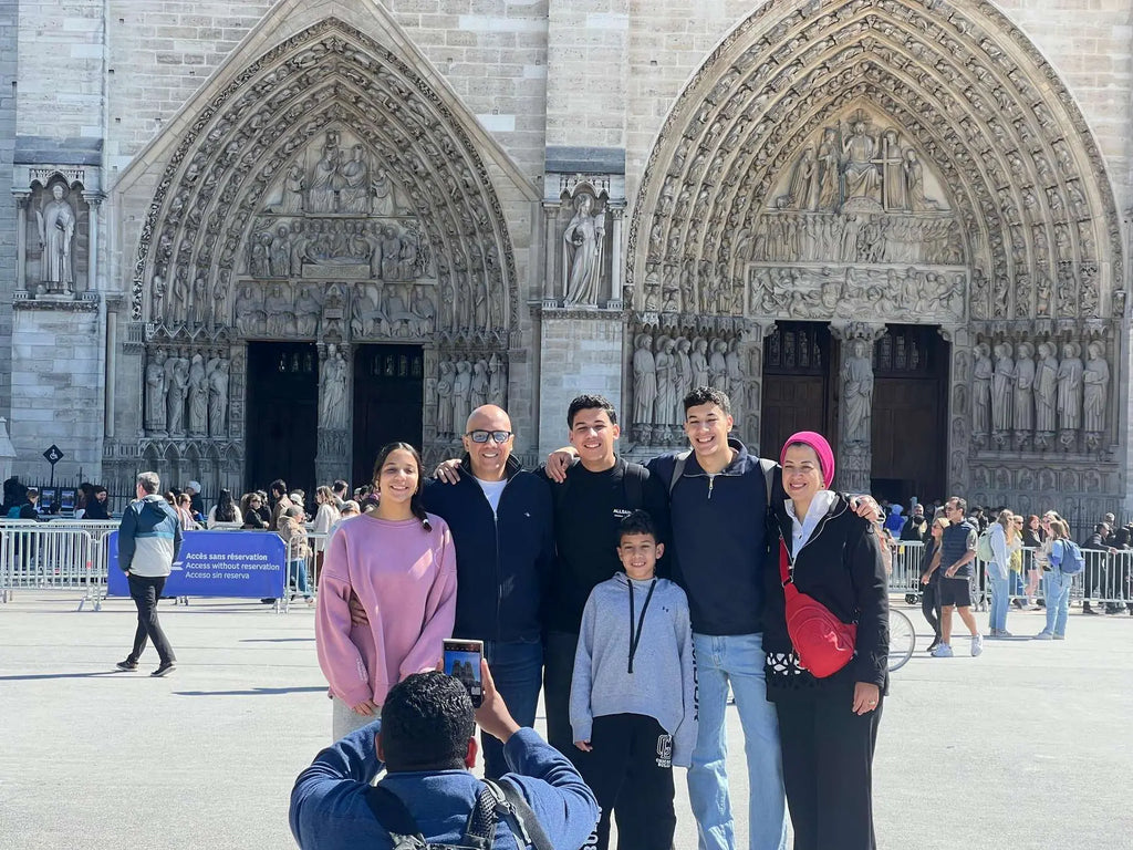 Paris Notre-Dame Cathedral Exterior Tour with Entrance 