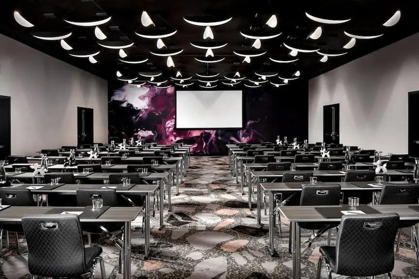 W Toronto Booking hotels accommodation trip