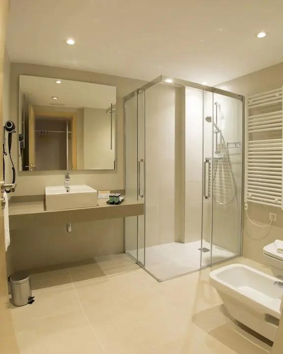 Hotel Plaza de la Paz Booking hotels accommodation trip