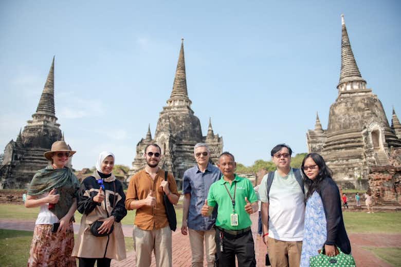 Bangkok: Ayutthaya Customized Full-Day Tour Booking hotels accommodation trip