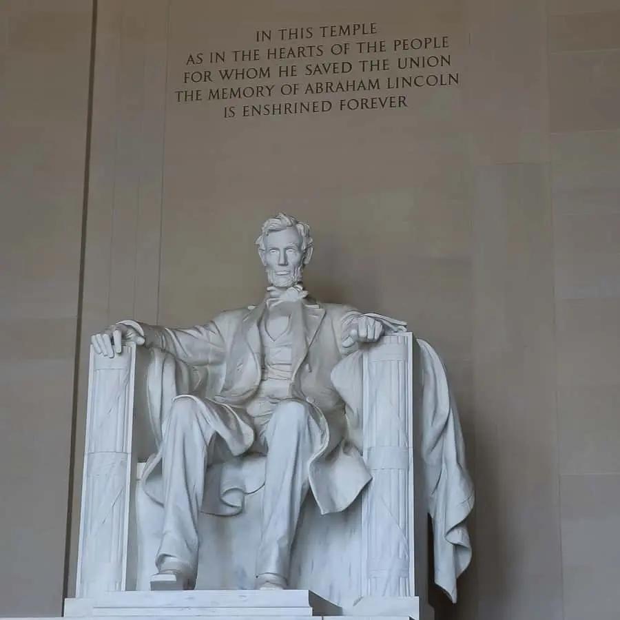 From NYC: Guided Day Trip to Washington DC by Van or Bus Hotels Booking Trips