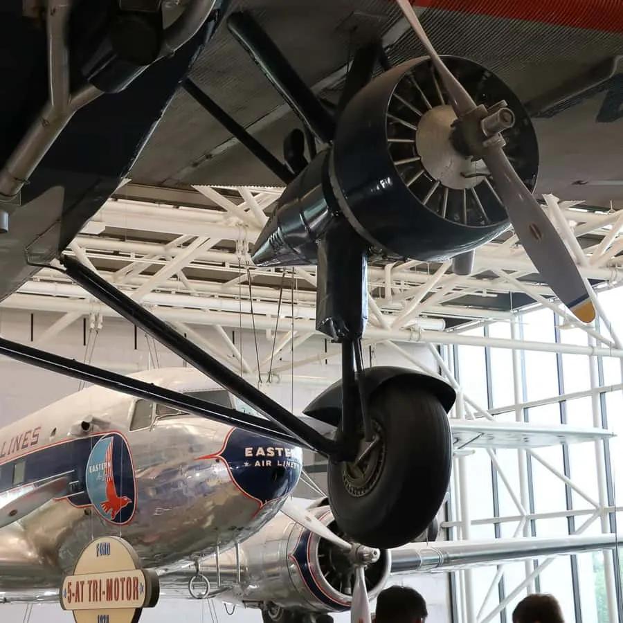 From NYC: Guided Day Trip to Washington DC by Van or Bus Hotels Booking Trips