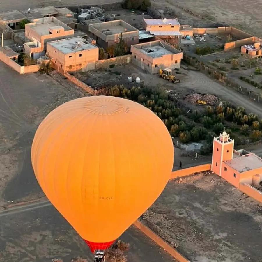 Marrakech: Balloon Flight, Berber Breakfast & Certificate Hotels Booking Trips