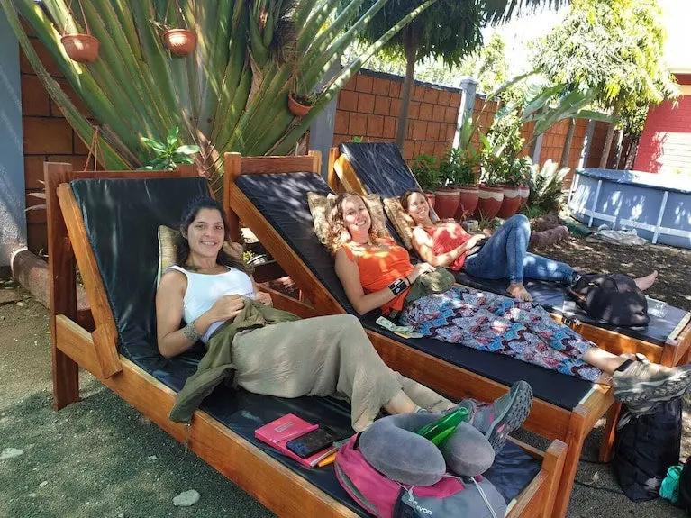 Le Parlour Guesthouse near the airport Booking hotels accommodation trip