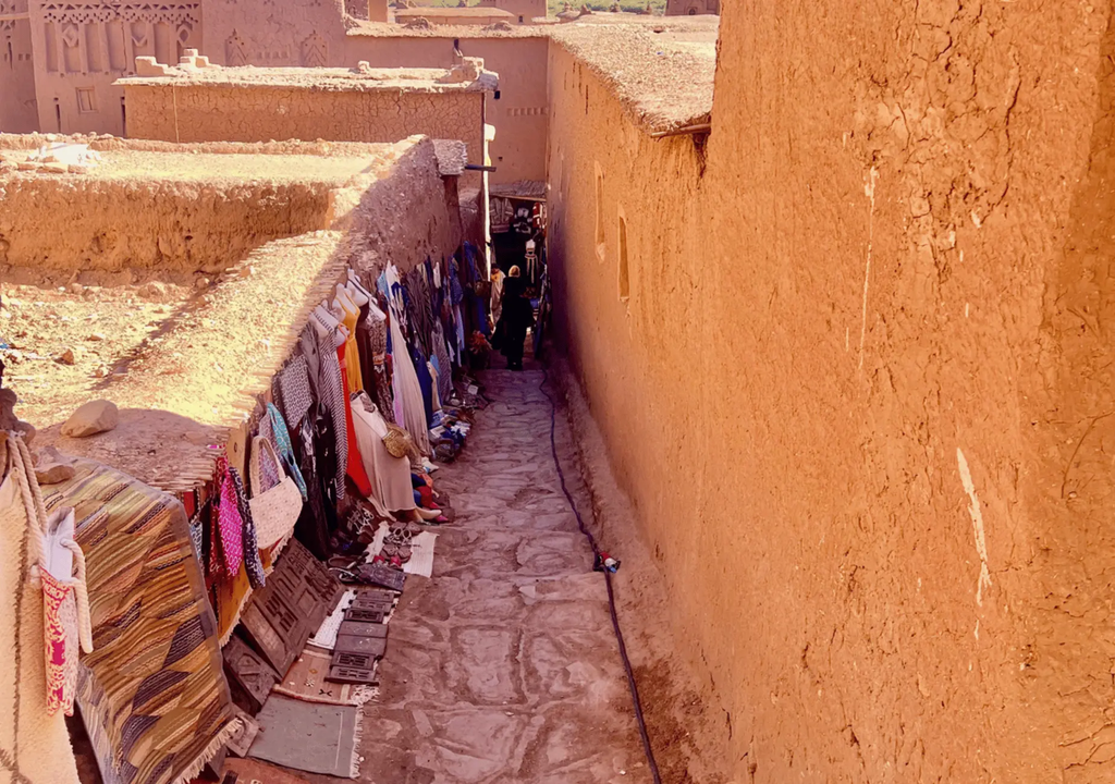 From Marrakech: Day Trip to Ouarzazate and Ait Benhaddou Hotels Booking Trips