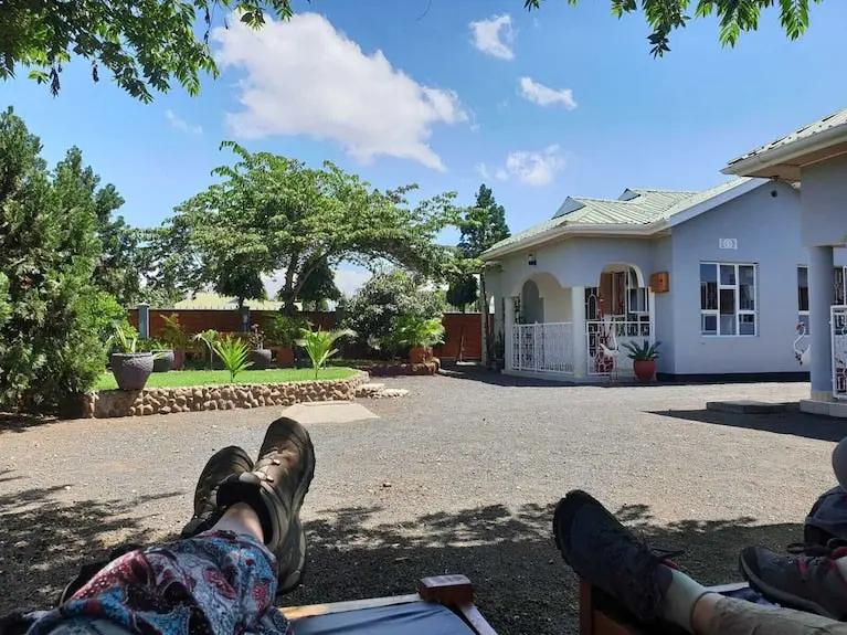 Le Parlour Guesthouse near the airport Booking hotels accommodation trip