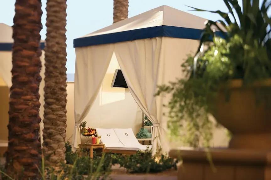 Hilton Grand Vacations Club on the Las Vegas Strip Booking hotels accommodation trip