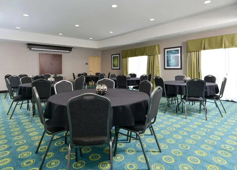 Hyatt Place Iowa City Downtown Hotels Booking Trips