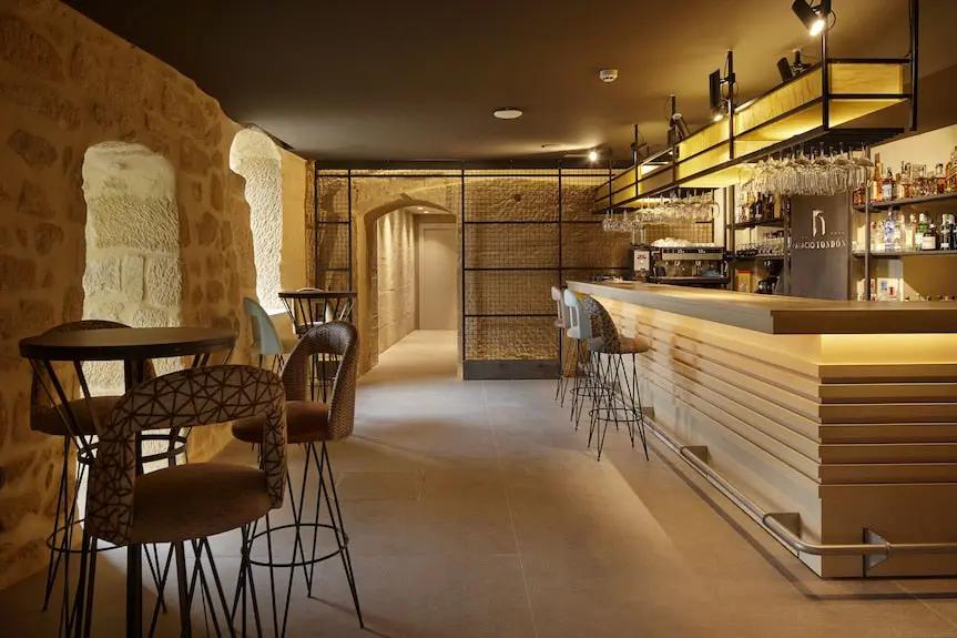 Palacio Tondon, La Rioja Brinas Booking hotels accommodation trip