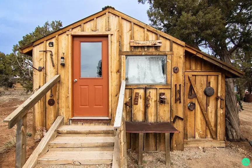 Harvest Moon Cabin near Monticello Booking hotels accommodation trip