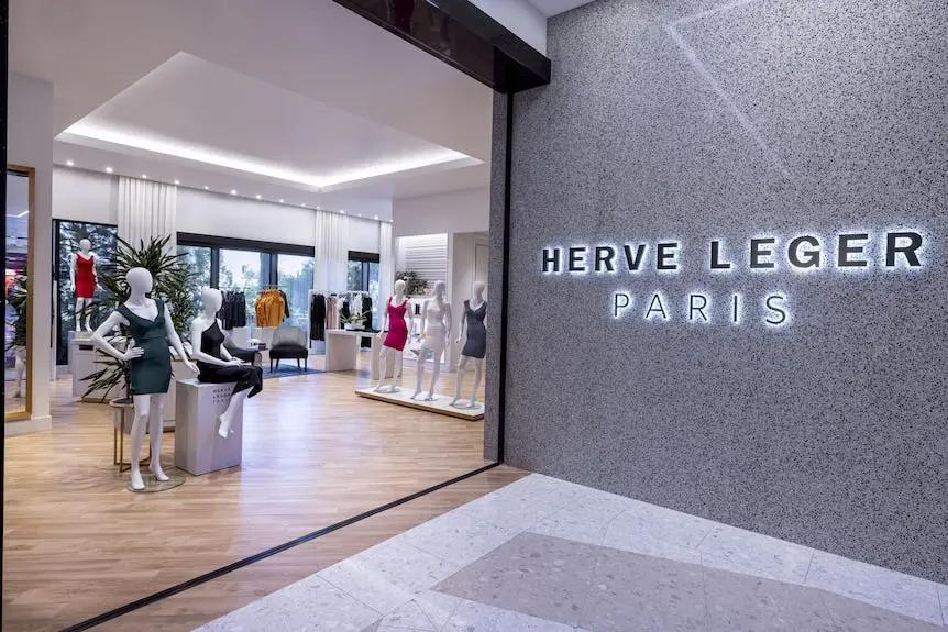 Conrad Las Vegas at Resorts World Booking hotels accommodation trip