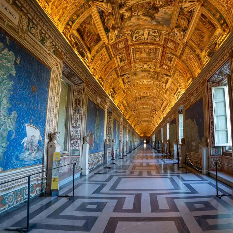 Rome: Vatican Museums, Sistine Chapel & Basilica Tour Hotels Booking Trips