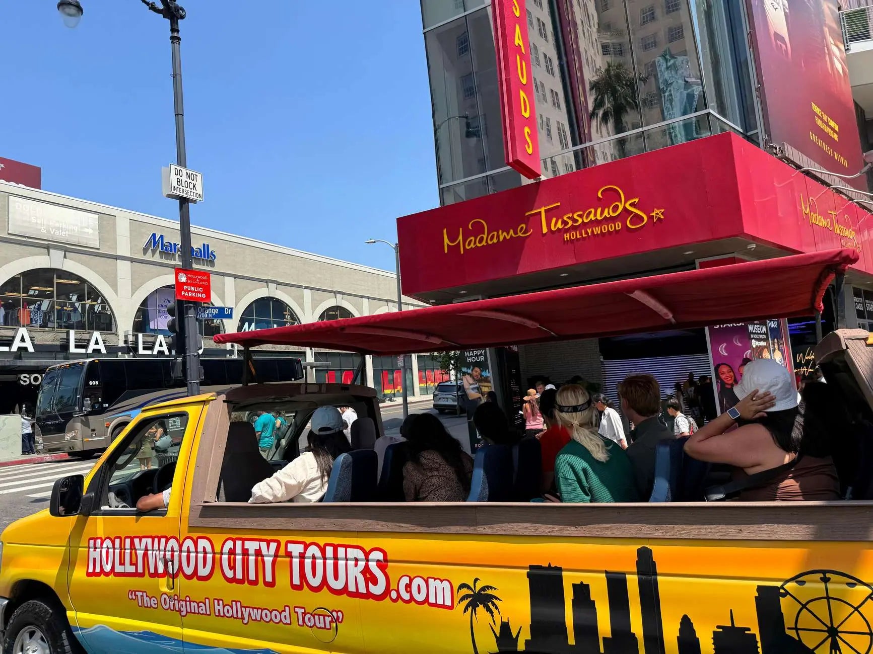 Los Angeles Hollywood & Celebrity Homes Open-Air Bus Tour 