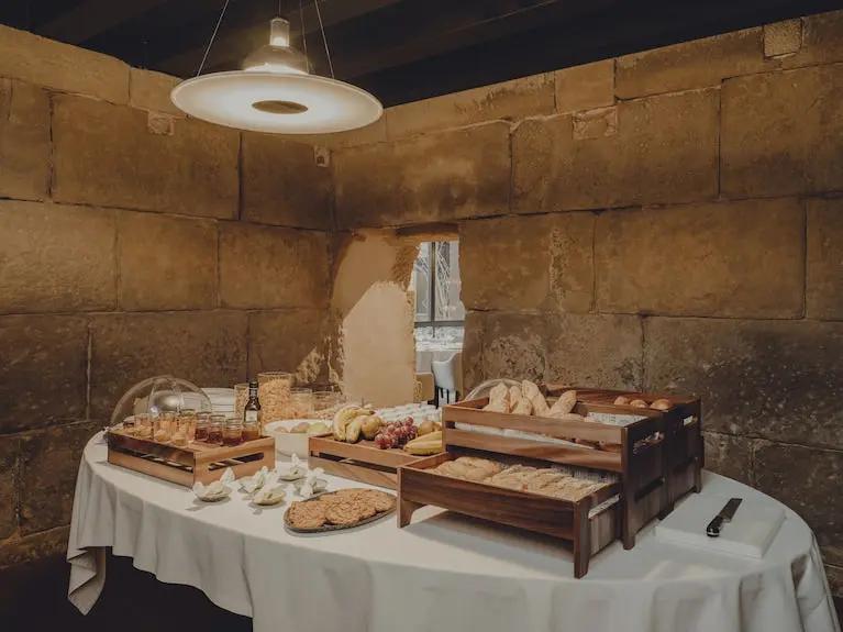 Santa María Briones Booking hotels accommodation trip