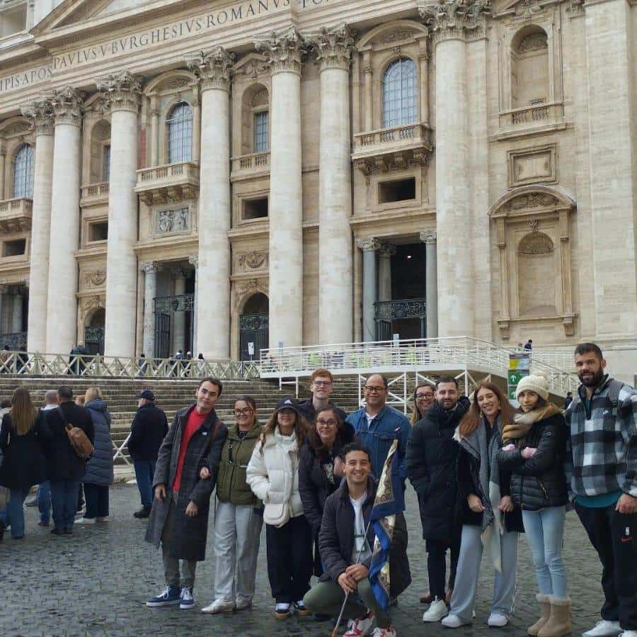 Vatican: Holy Door, Papal Tombs & St. Peter’s Basilica Tour Hotels Booking Trips