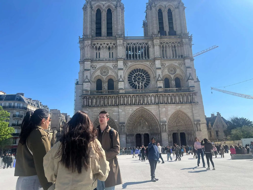 Paris Notre-Dame Cathedral Exterior Tour with Entrance 