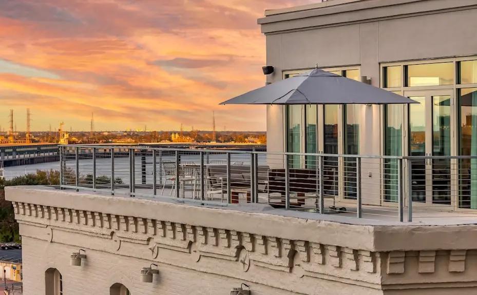 ONE11 Hotel New Orleans Hotels Booking Trips