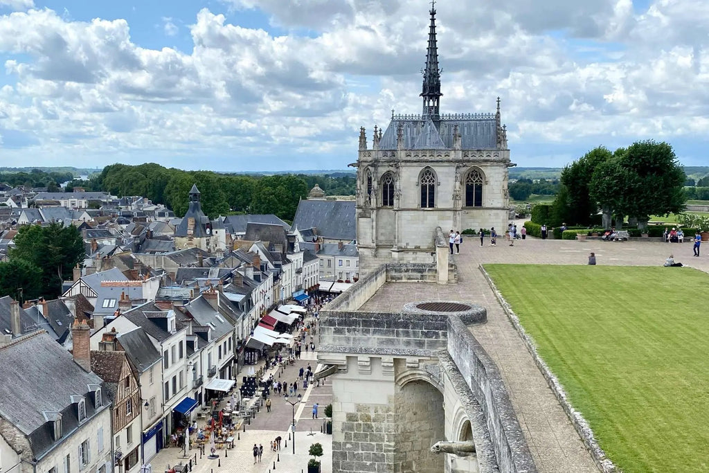 3-Day Castles, Champagne & Chablis Wine tasting Private Tour Hotels Booking Trips