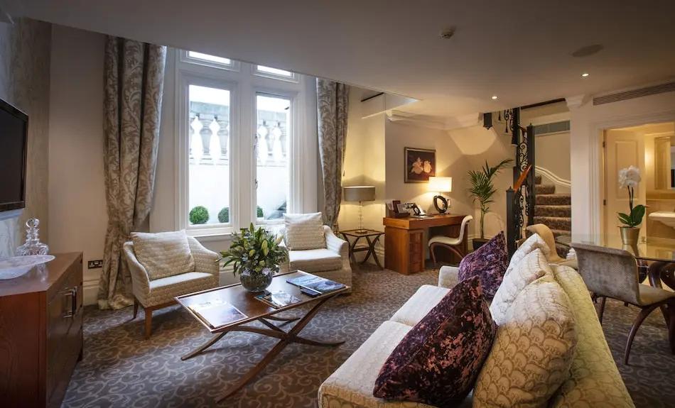 The Royal Horseguards, London Booking hotels accommodation trip