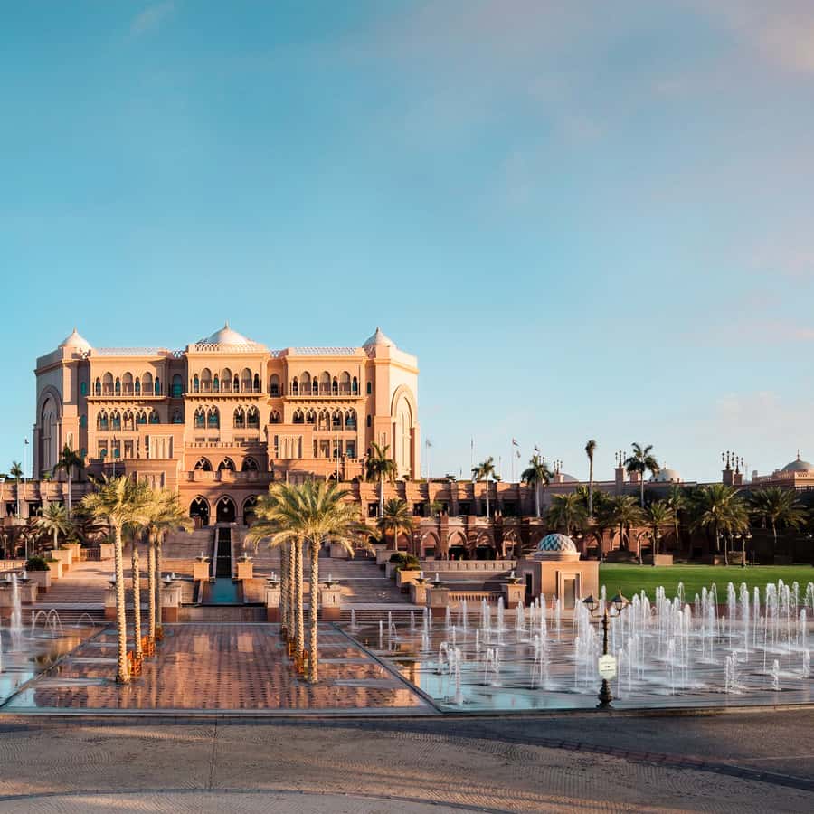 From Dubai: Abu Dhabi Premium Full-Day Sightseeing Tour Hotels Booking Trips