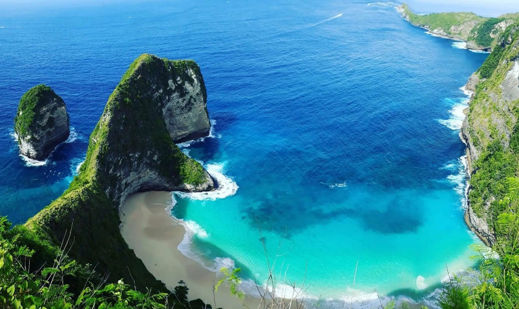Bali Nusa Penida East & West Highlights Full-Day Tour Hotels Booking Trips