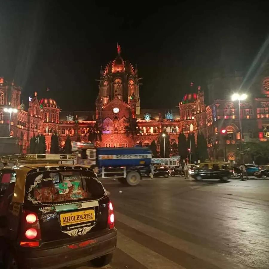 Mumbai: Full-Day Sightseeing Tour of Mumbai Hotels Booking Trips