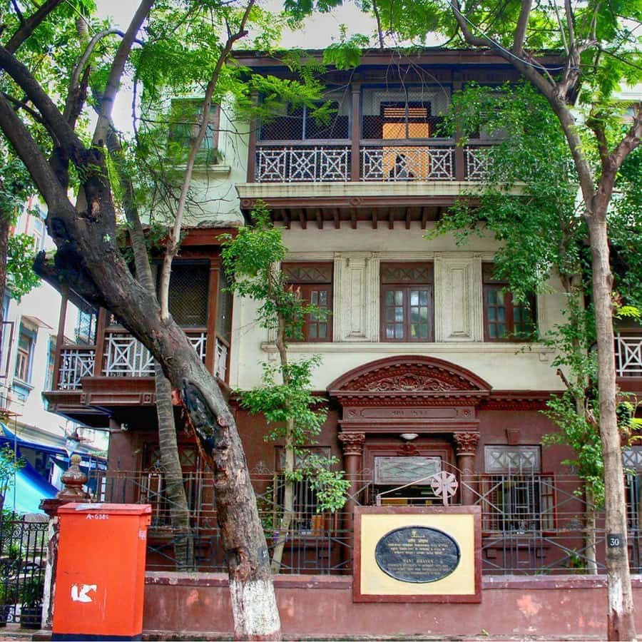 Mumbai: Full-Day Sightseeing Tour of Mumbai Hotels Booking Trips