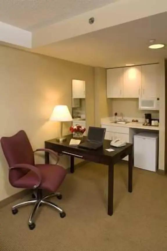 Hampton Inn & Suites Boston Crosstown Center Hotels Booking Trips