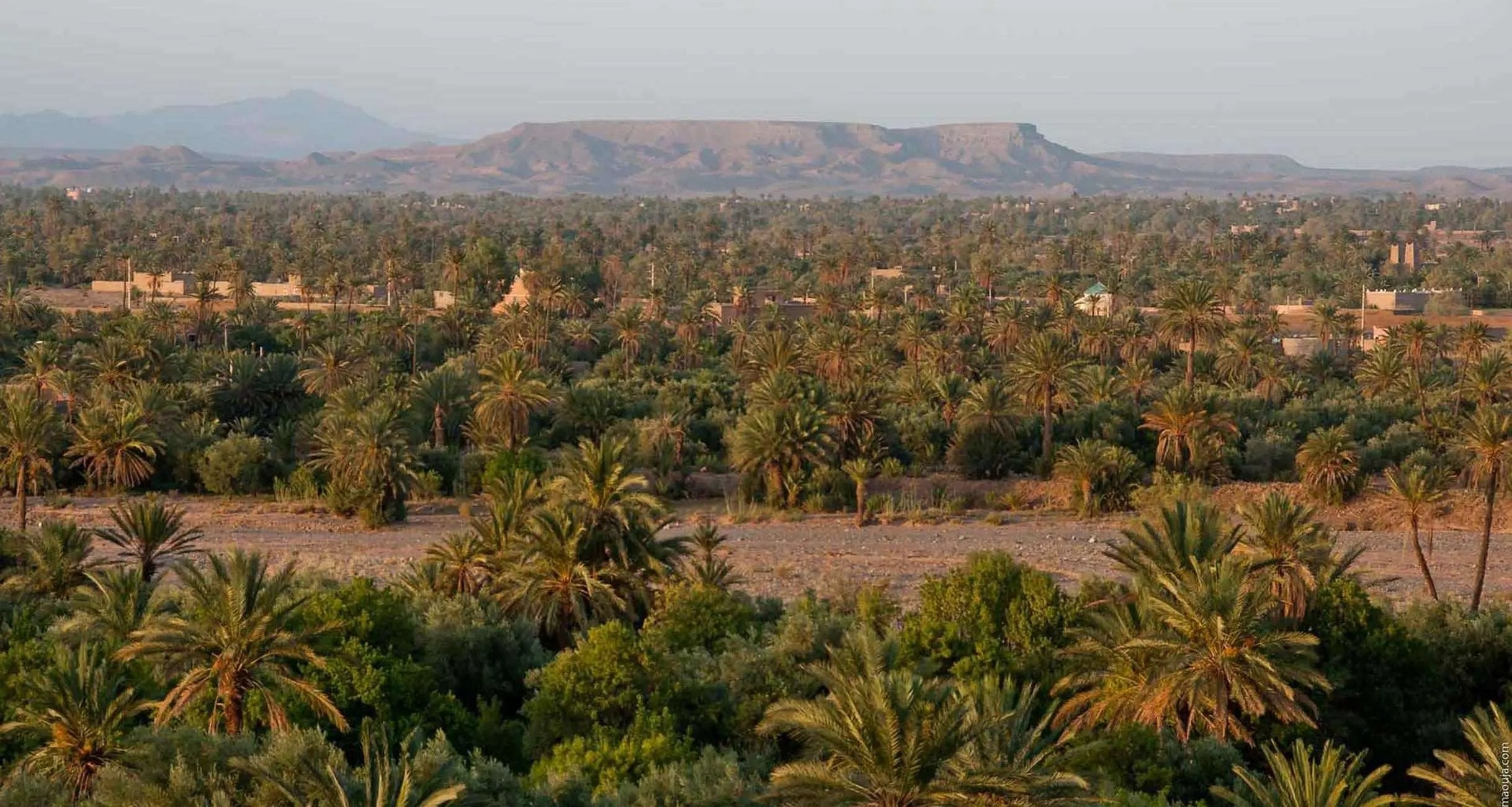 From Marrakech:4 Days 3 Nights Desert Tour back to Marrakech Hotels Booking Trips