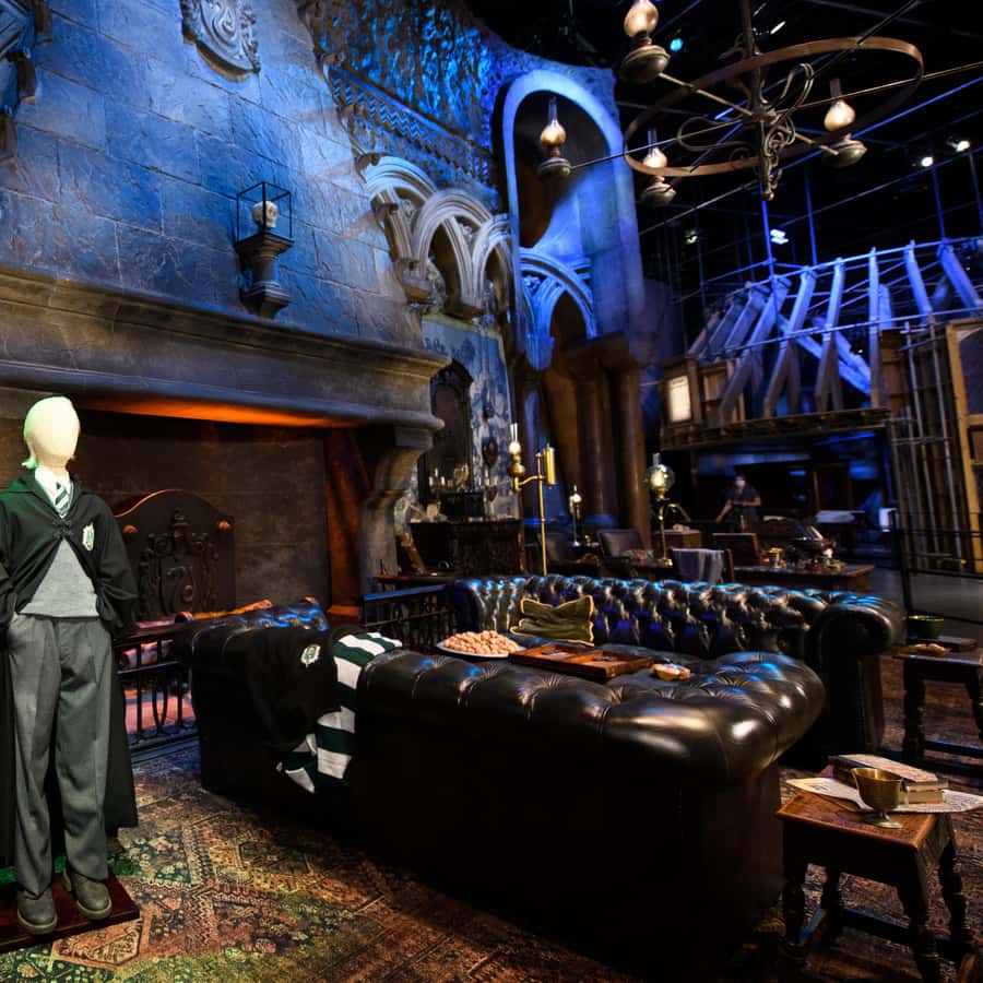 London Warner Bros Studio Harry Potter Tour & Branded Bus 