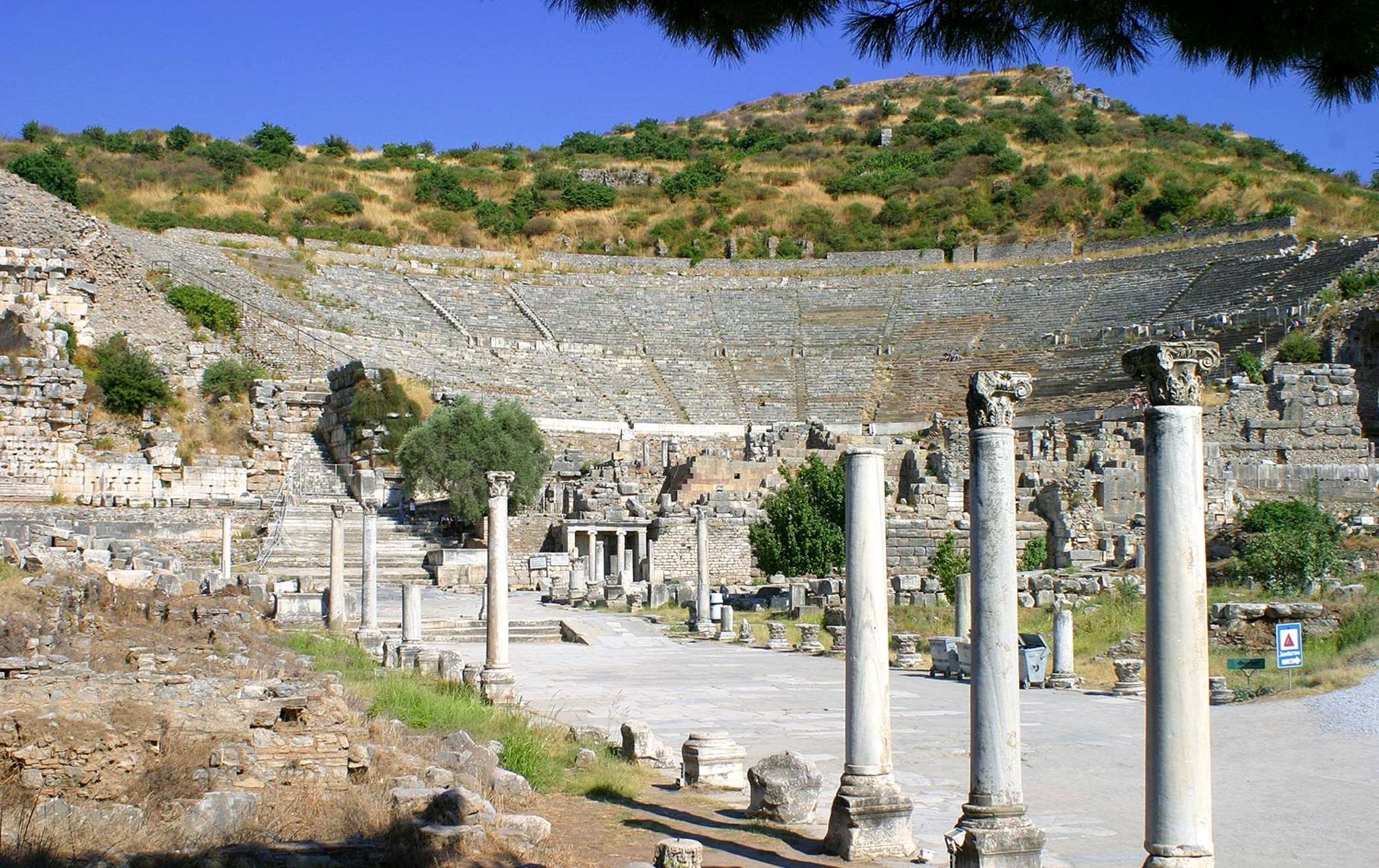 From Izmir: Full-Day Ephesus Tour with Lunch Hotels Booking Trips