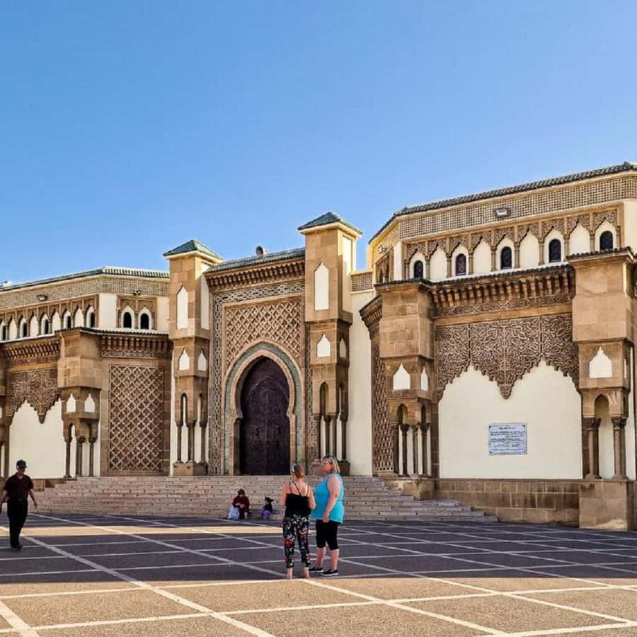 Agadir/Taghazout: Old Medina of Coco Polizzi and Agadir Tour Hotels Booking Trips