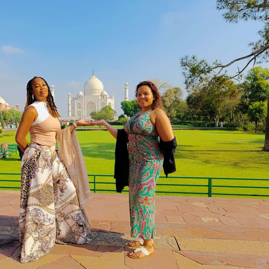 From Delhi: Taj Mahal & Agra Private Day Trip with Transfers Hotels Booking Trips