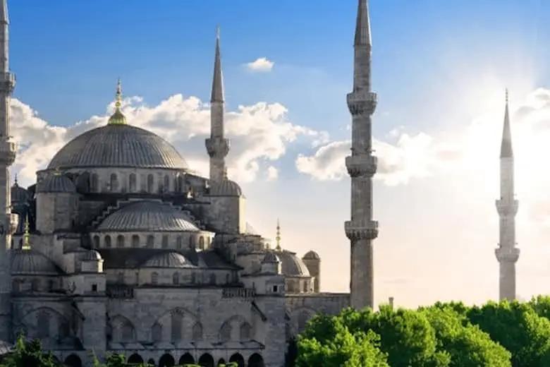The Blue Mosque: Guided Tour estanbul Booking hotels accommodation trip