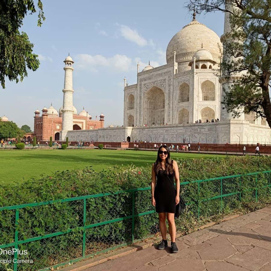 From Delhi: Taj Mahal & Agra Private Day Trip with Transfers Hotels Booking Trips