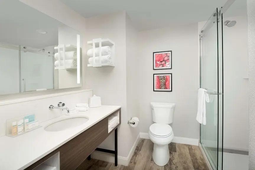 Hampton Inn Boston Logan Airport Chelsea Hotels Booking Trips