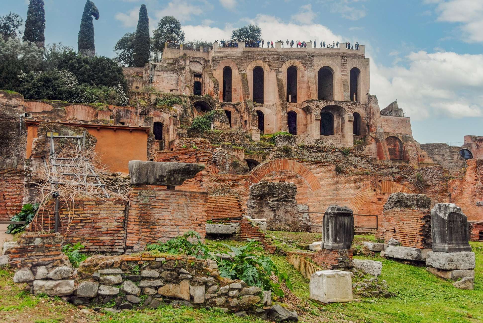 Colosseum, Roman Forum & Palatine Hill Guided Tour Hotels Booking Trips