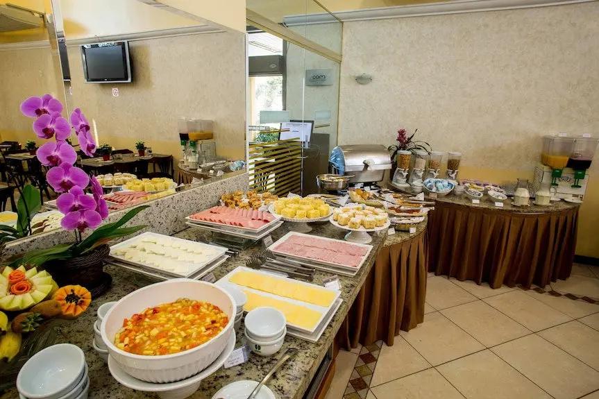 Hotel Golden Park Campinas Viracopos By Nacional Inn Hotels Booking Trips