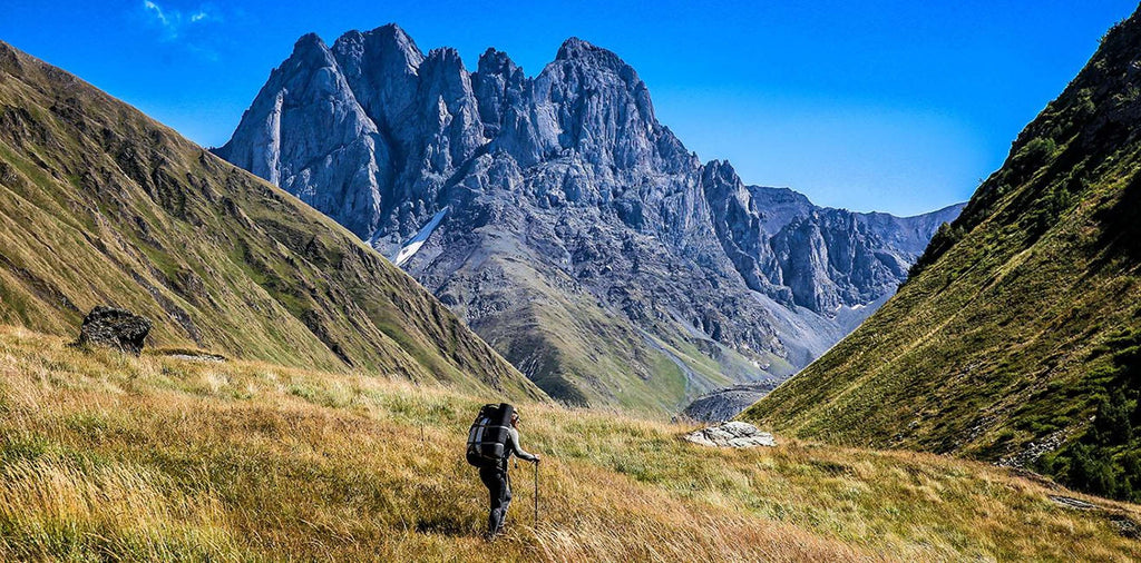 From Tbilisi to Kazbegi, Ananuri, Gudauri & Gergeti Hotels Booking Trips