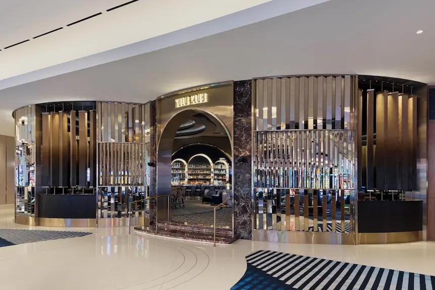 Fontainebleau Las Vegas Booking hotels accommodation trip