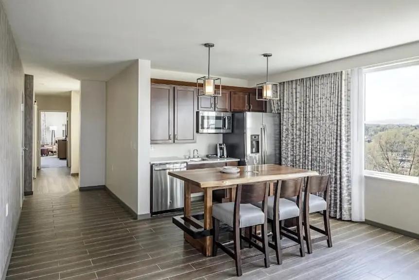 Hotel Madison & Shenandoah Conference Ctr Hotels Booking Trips