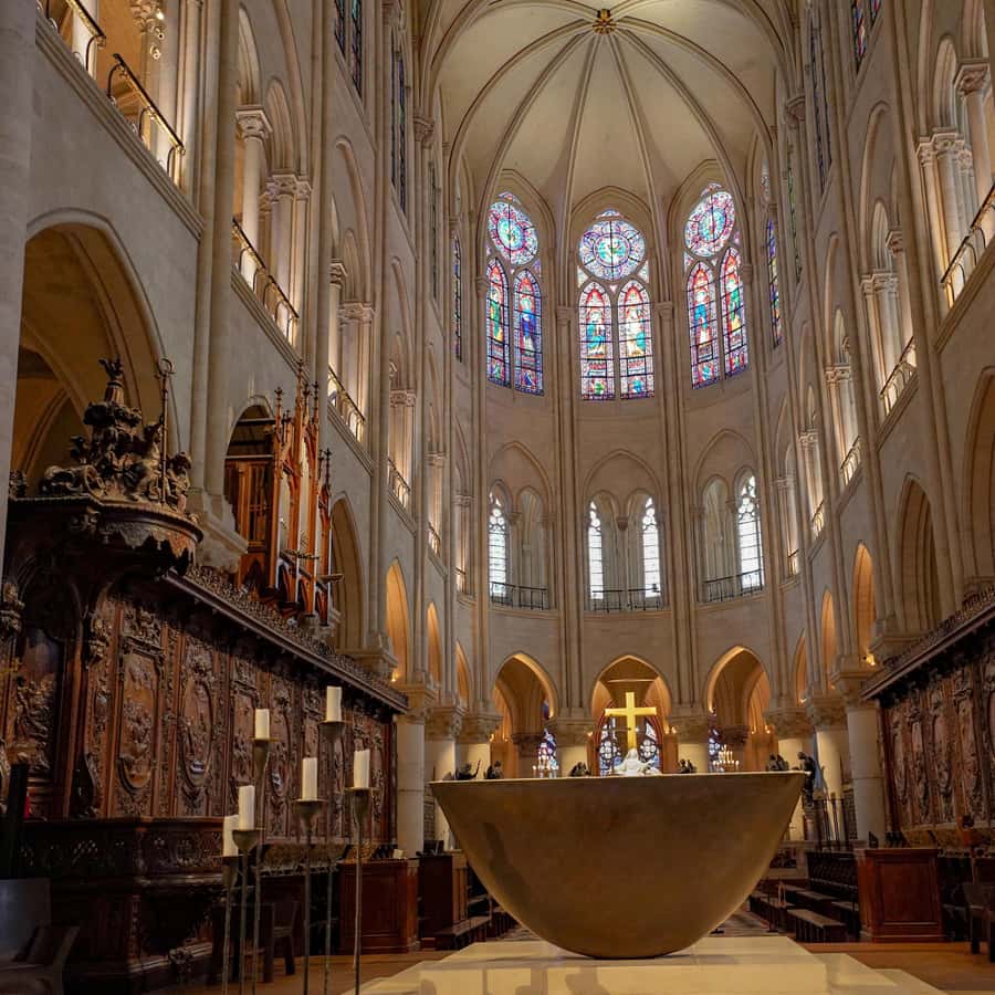 Paris:Notre-Dame Cathedral Interior and Exterior Guided Tour Hotels Booking Trips