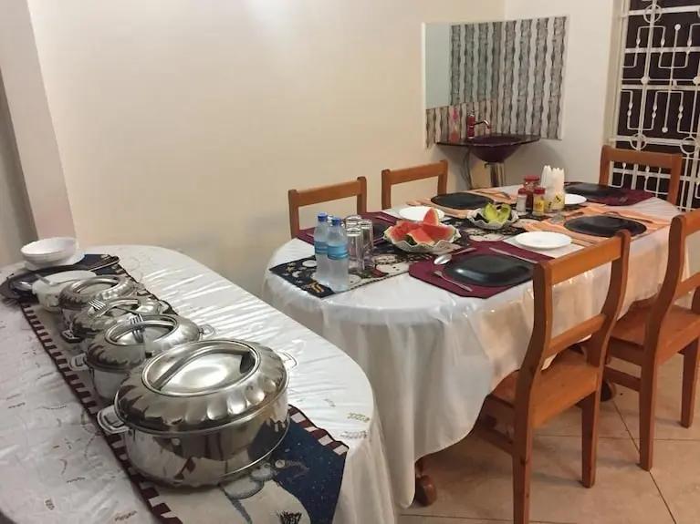 Le Parlour Guesthouse near the airport Booking hotels accommodation trip