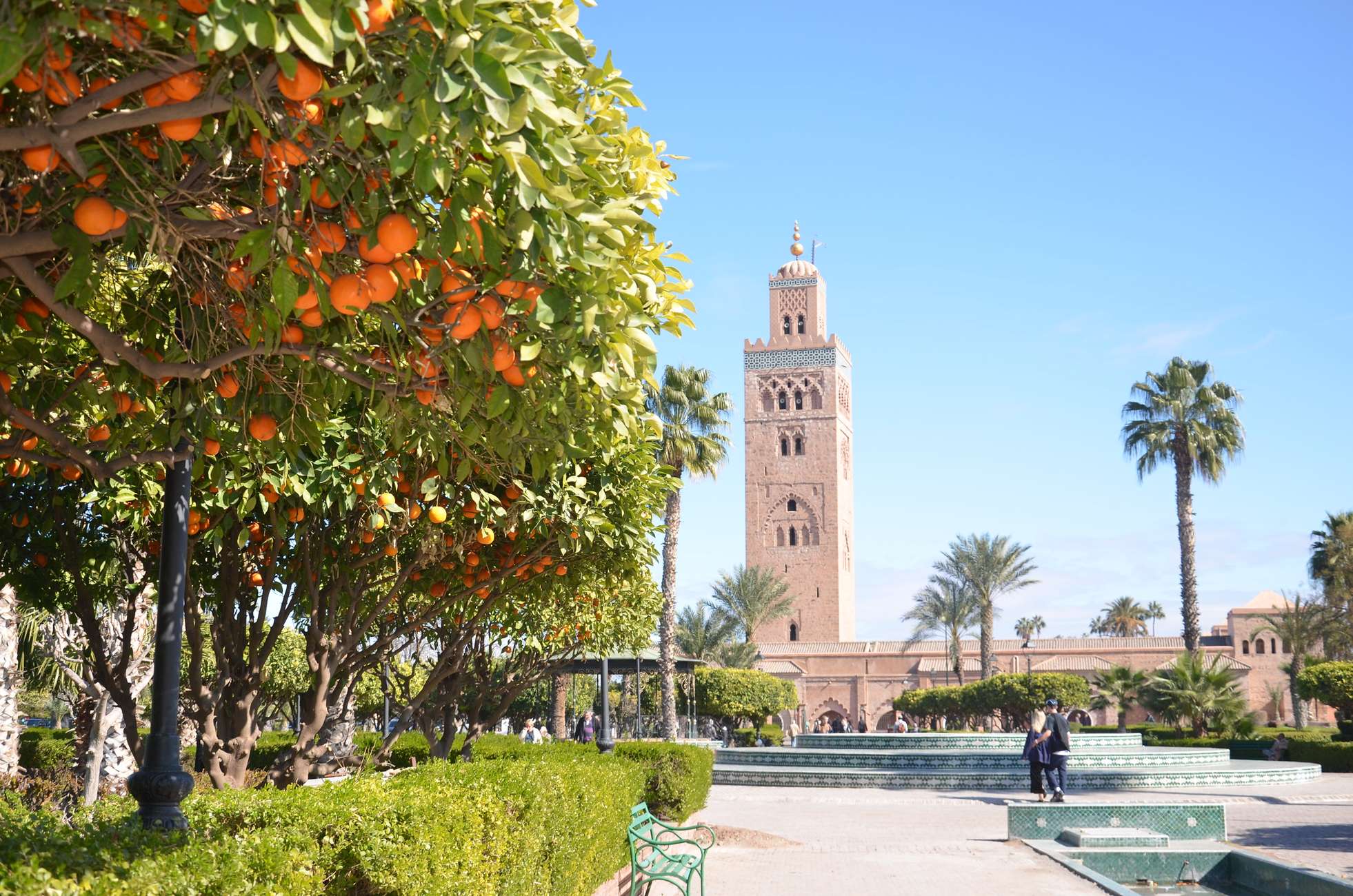 Marrakech: Bahia Palace, Saadian Tombs, Souk and Medina Tour Hotels Booking Trips