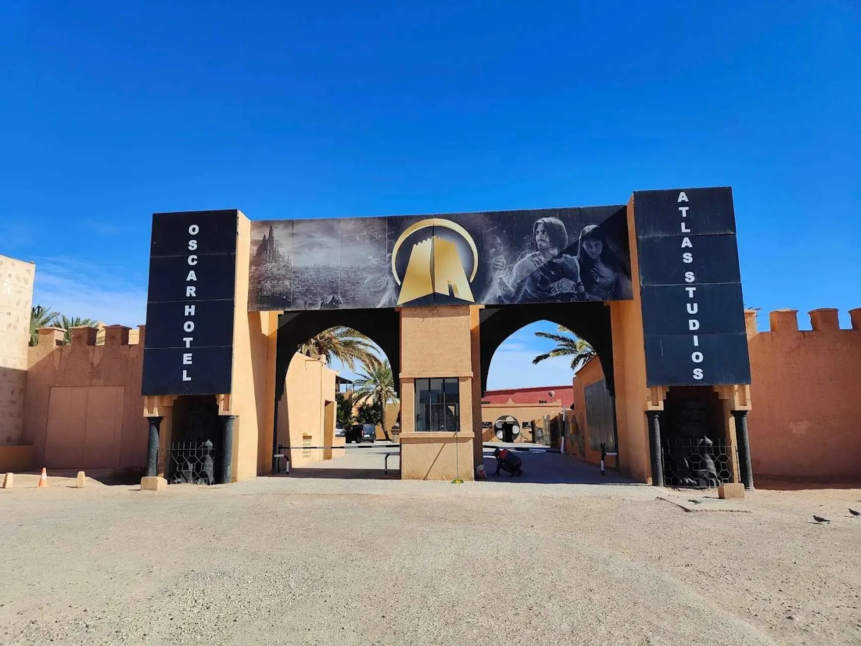 Ouarzazate Atlas Studios Aït Ben Haddou  Fint Oasis Tour Hotels Booking Trips